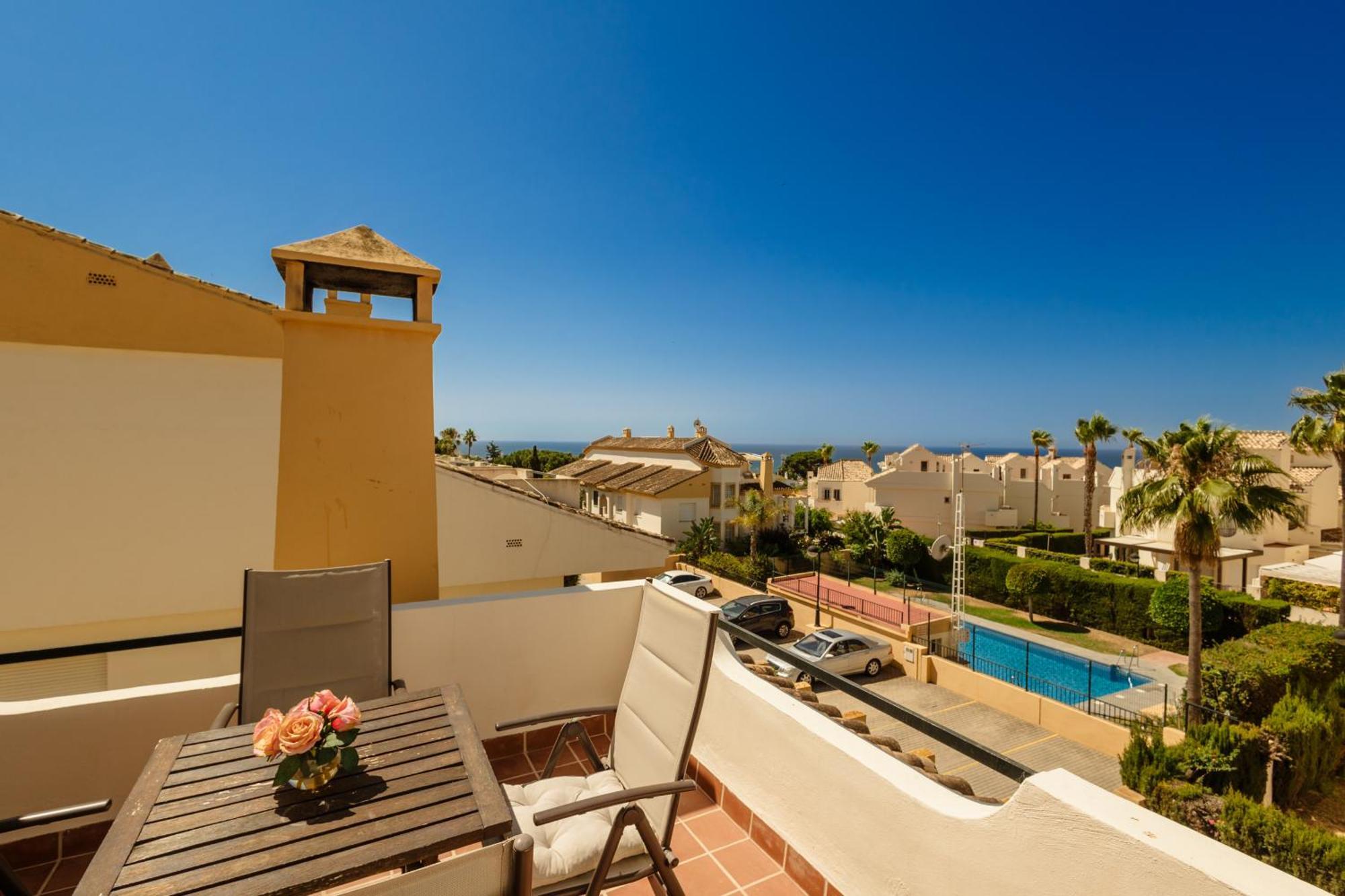 Beautiful Townhouse Walking Distance To The Beach In Costabella, Marbella Buitenkant foto