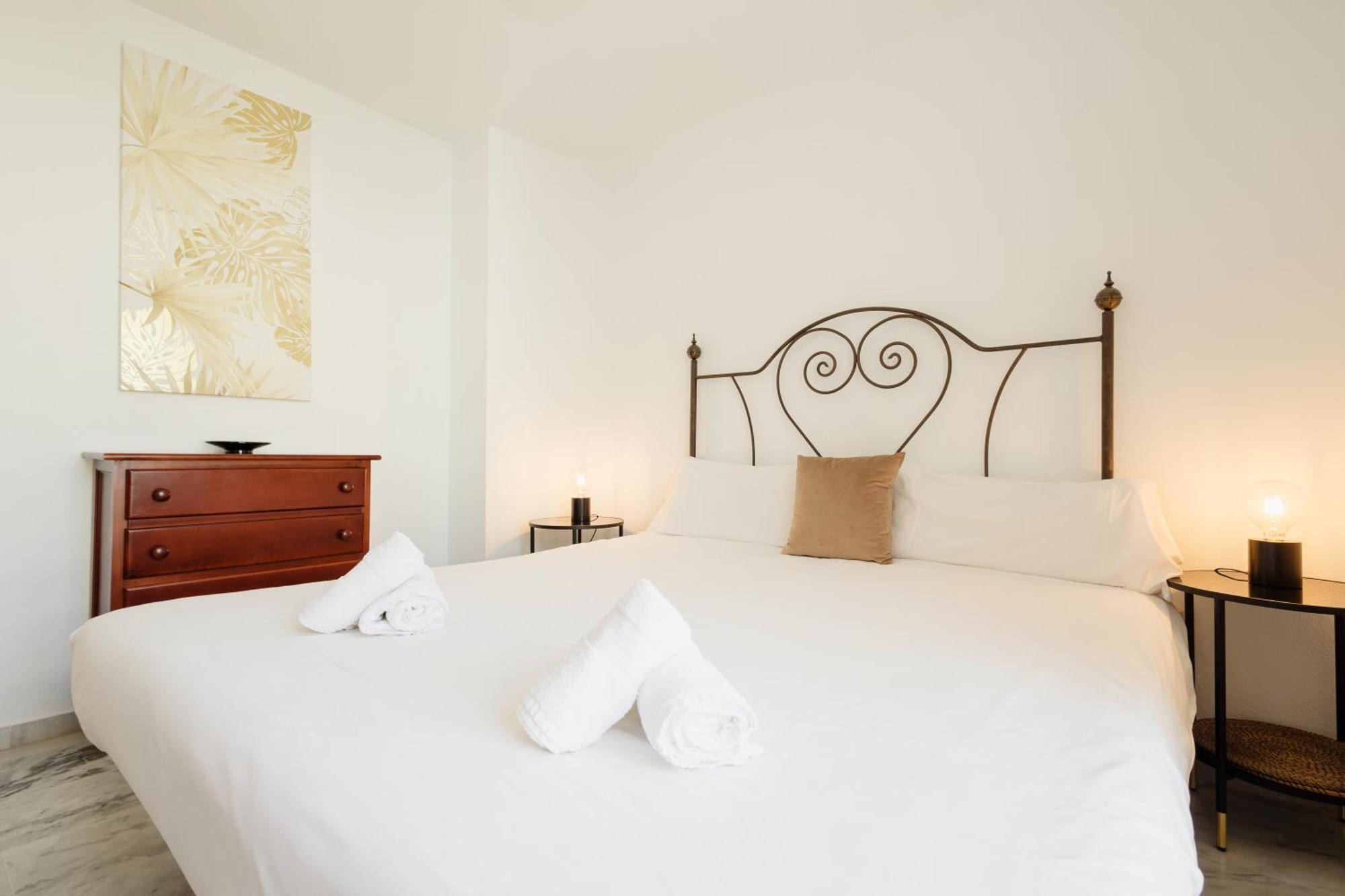 Beautiful Townhouse Walking Distance To The Beach In Costabella, Marbella Buitenkant foto
