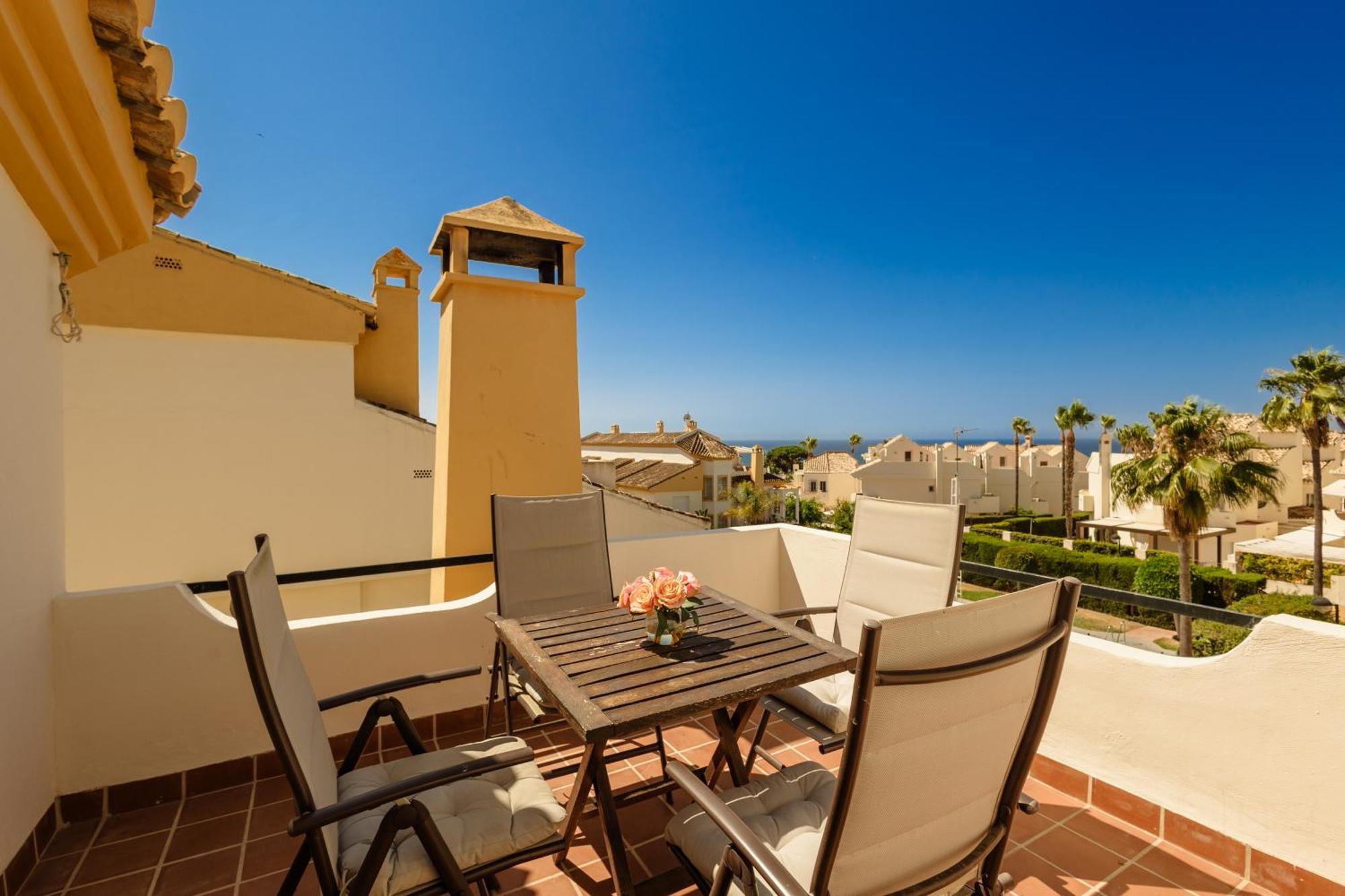 Beautiful Townhouse Walking Distance To The Beach In Costabella, Marbella Buitenkant foto
